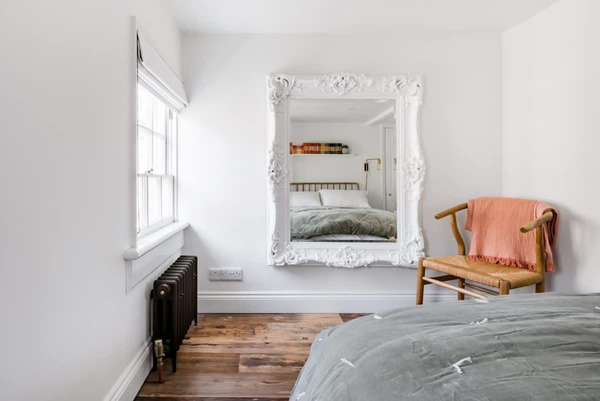 Central Georgian Townhouse With Free Parking Bath Esterno foto