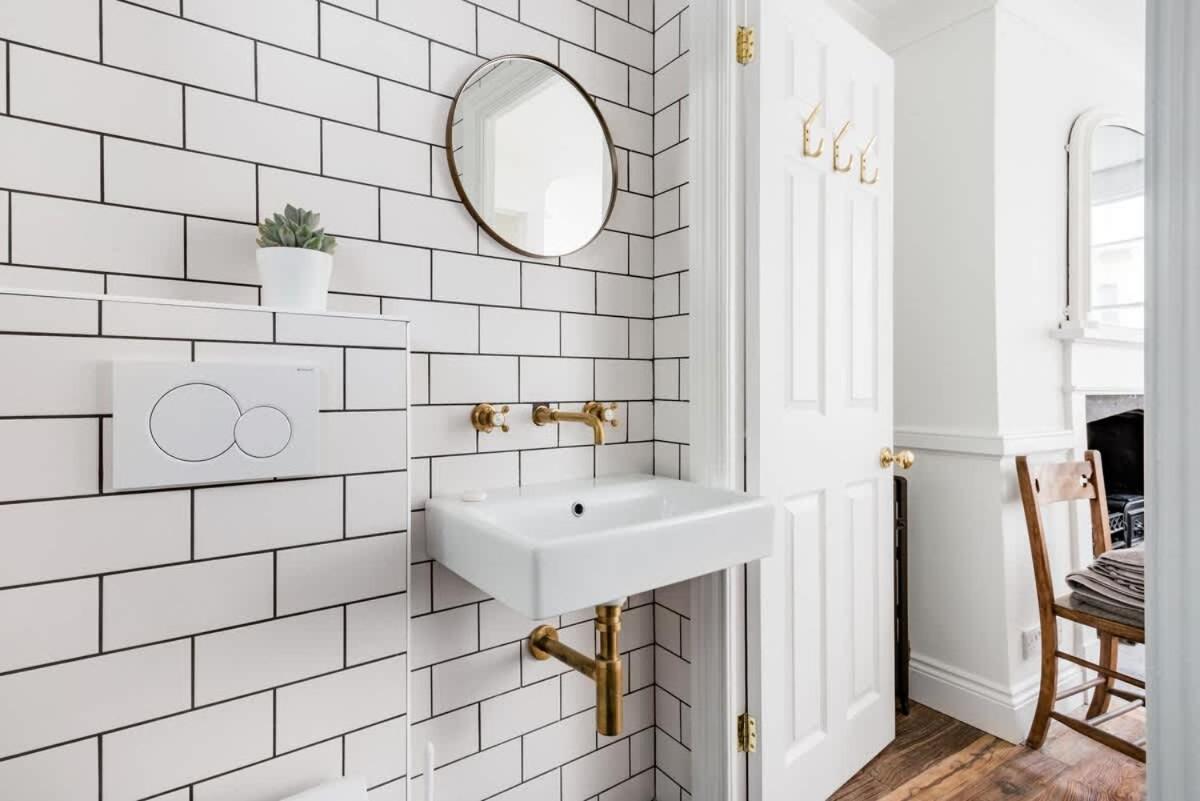 Central Georgian Townhouse With Free Parking Bath Esterno foto