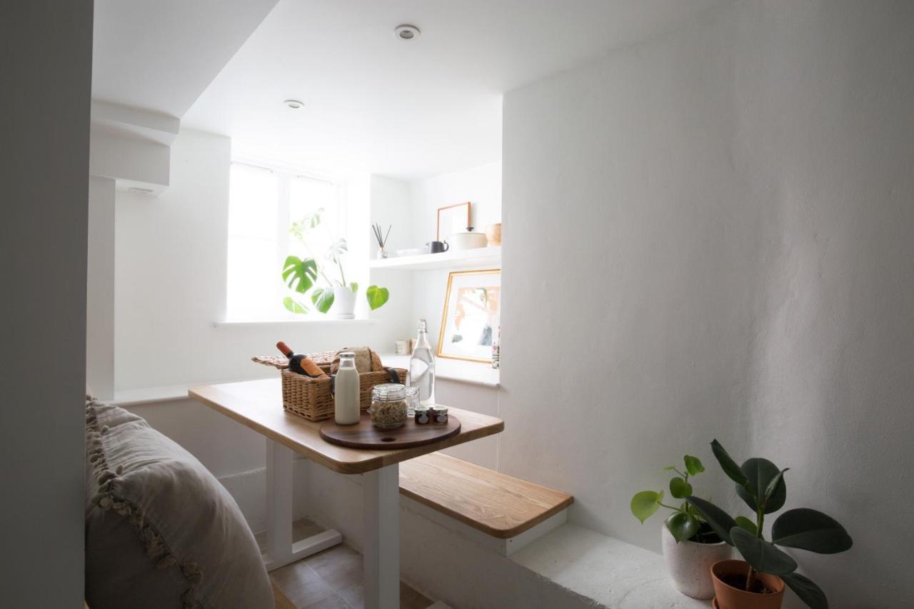 Central Georgian Townhouse With Free Parking Bath Esterno foto