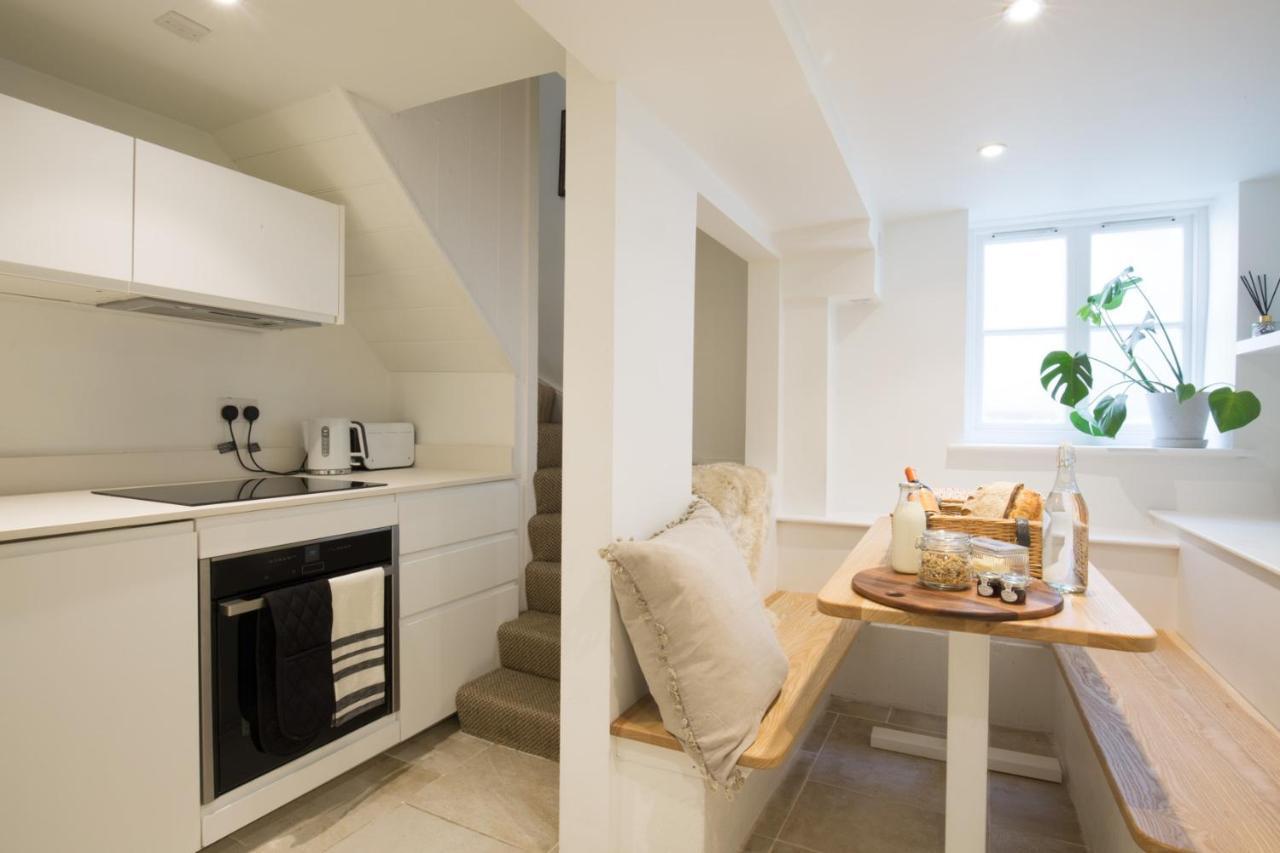 Central Georgian Townhouse With Free Parking Bath Esterno foto