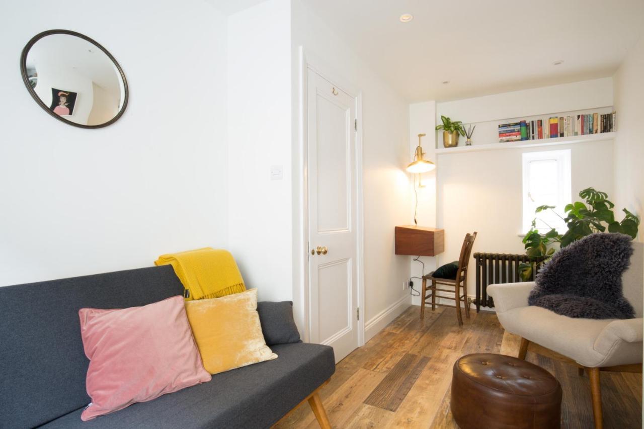 Central Georgian Townhouse With Free Parking Bath Esterno foto